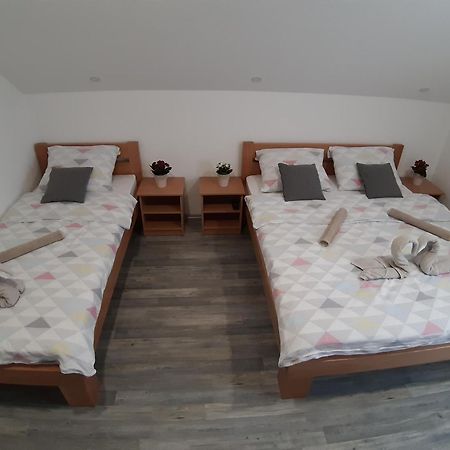 House Naomi Apartment Grabovac  Ngoại thất bức ảnh