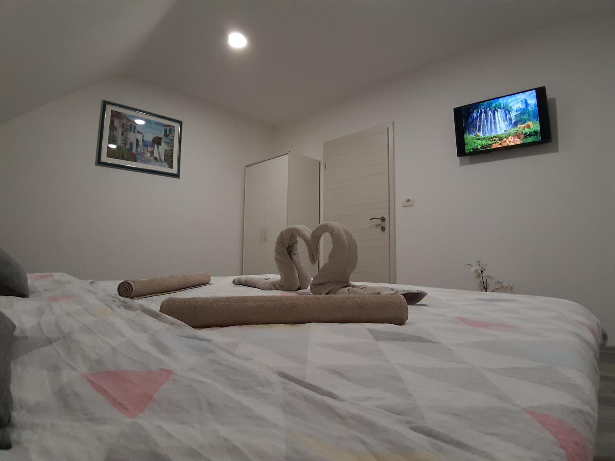 House Naomi Apartment Grabovac  Ngoại thất bức ảnh