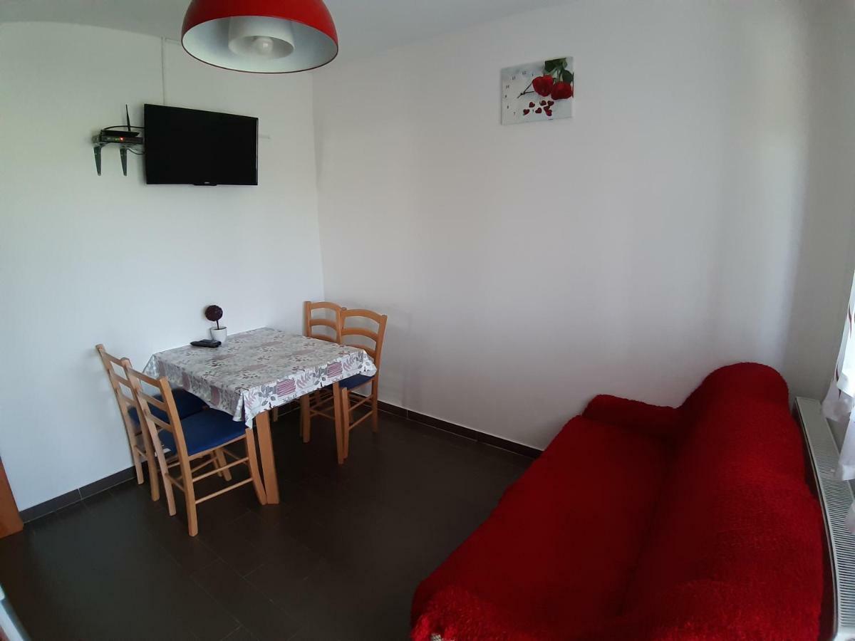 House Naomi Apartment Grabovac  Ngoại thất bức ảnh